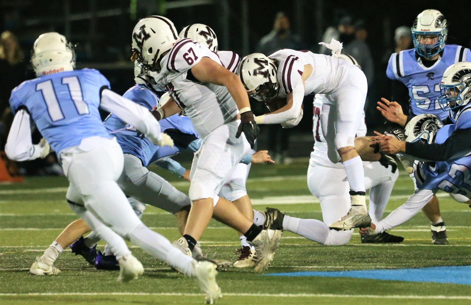 110521-qc-spt-moline fball17.jpg